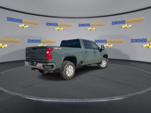 New 2026 Chevrolet Silverado 2500 LT image 11