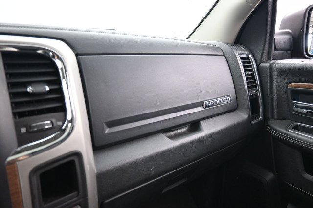 Used 2018 RAM 1500 Laramie w/ Convenience Group AWD/4WD image 28