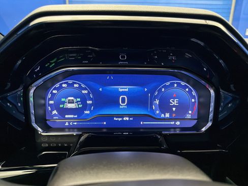 Used 2023 Chevrolet Silverado 1500 High Country w/ High Country Premium Package image 18