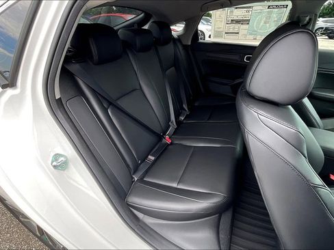 New 2025 Acura Integra FWD image 15