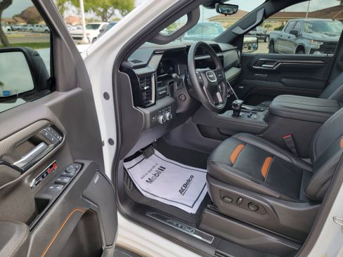 Used 2024 GMC Sierra 1500 AT4 w/ Technology Package image 12