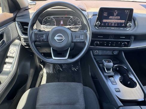 Used 2022 Nissan Rogue S FWD image 21