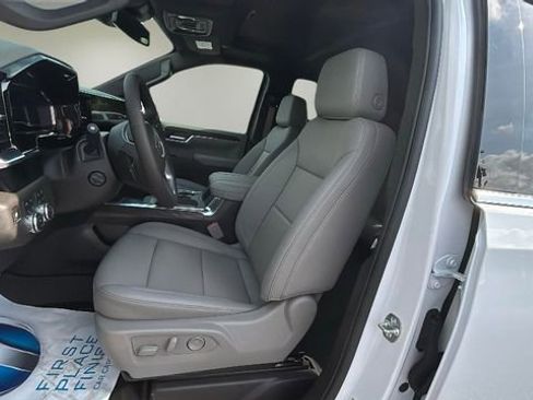 Used 2025 GMC Sierra 1500 SLT w/ SLT Premium Plus Package image 20