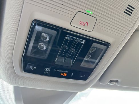 New 2026 Volkswagen Atlas SE image 41