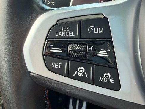 Used 2022 BMW X5 M w/ Executive Package AWD/4WD image 34