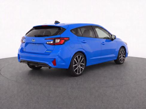 Used 2025 Subaru Impreza 2.0i Sport AWD/4WD image 3