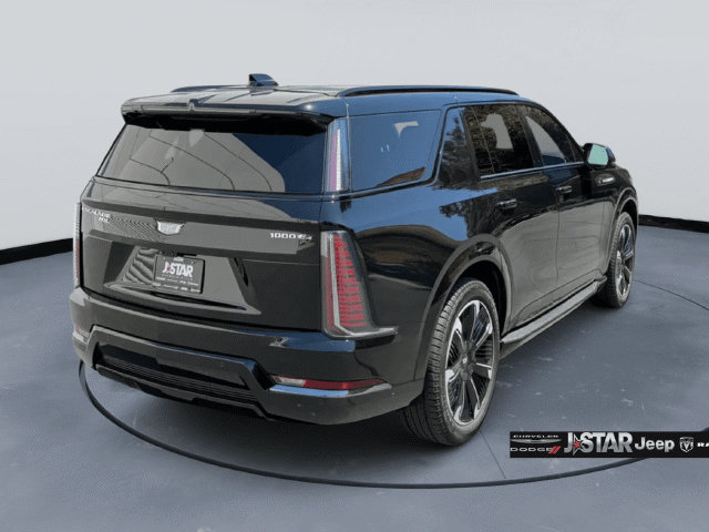 Used 2026 Cadillac Escalade IQL Sport 2 AWD/4WD image 5