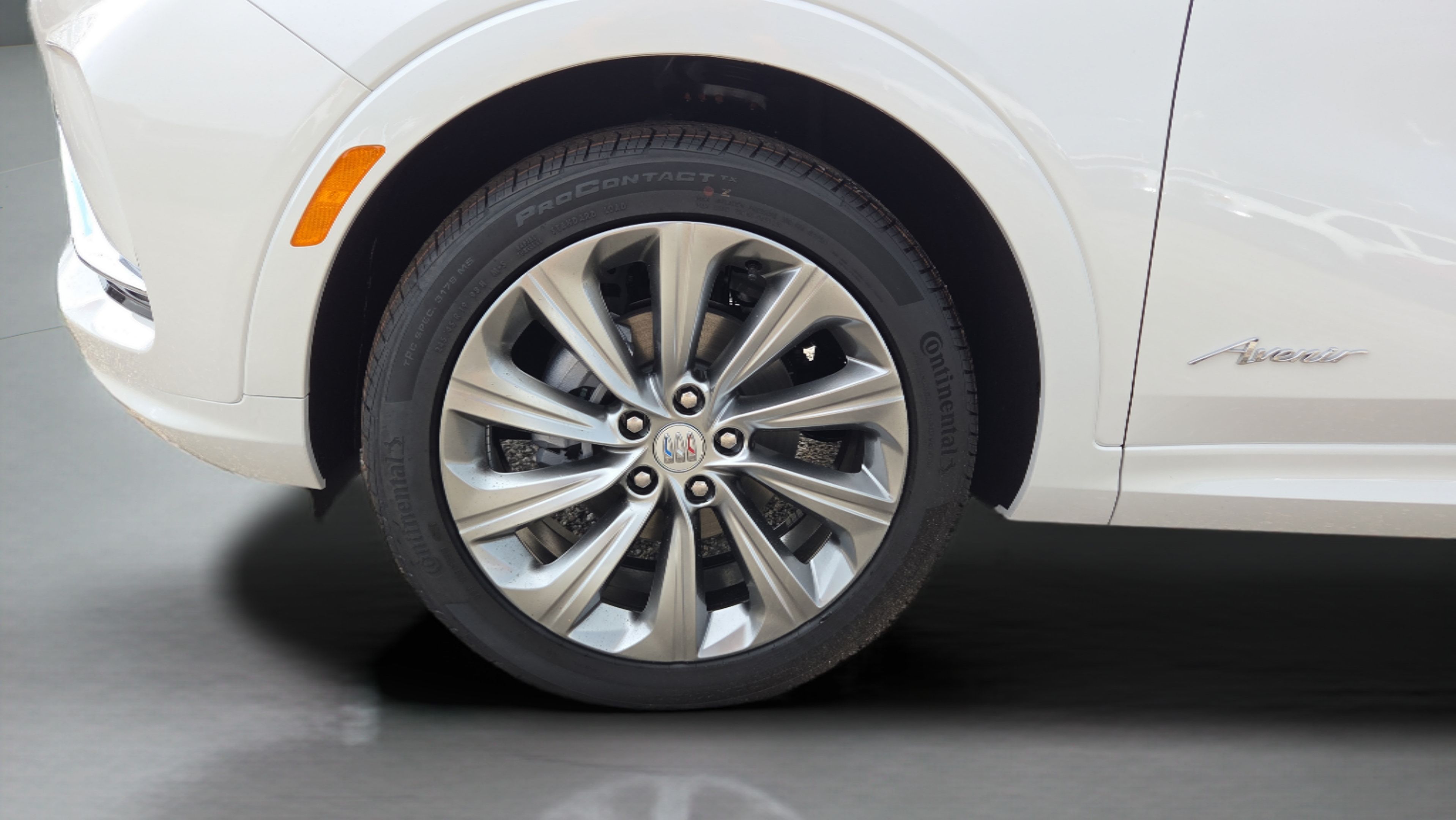 New 2026 Buick Envista Avenir FWD image 29