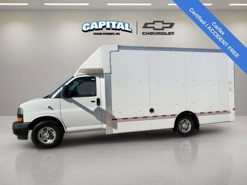 Used 2023 Chevrolet Express 3500 Work Van w/ Power Convenience Package image 2