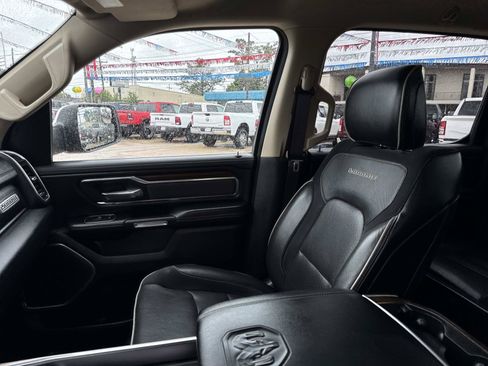 Used 2021 RAM 1500 Laramie AWD/4WD image 15