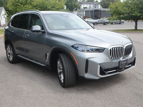 Used 2025 BMW X5 xDrive40i image 6