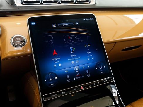 Used 2023 Mercedes-Benz Maybach S 680 4MATIC image 36