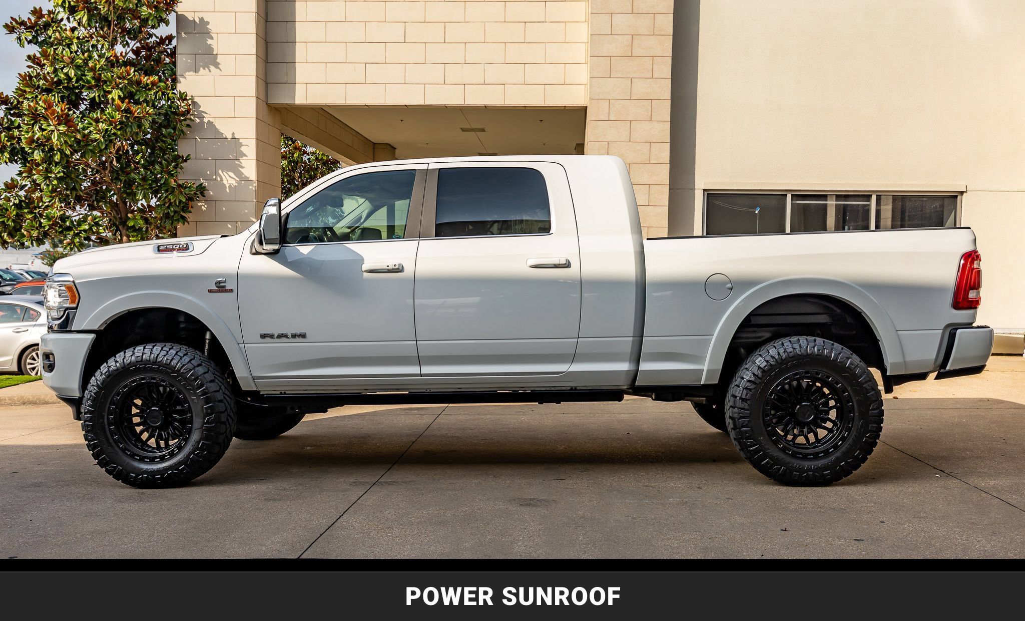 Used 2023 RAM 2500 Limited AWD/4WD image 6