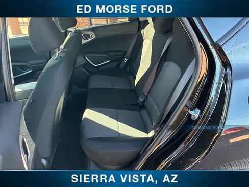 Used 2025 Kia Soul LX FWD image 16