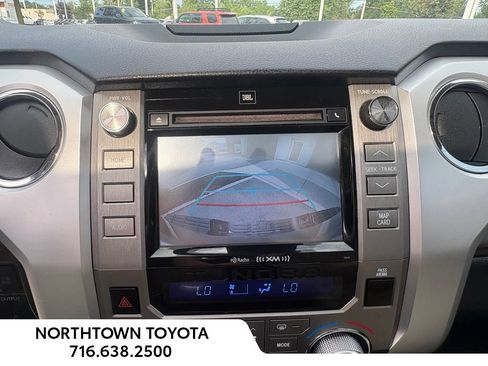 Used 2018 Toyota Tundra Limited w/ Limited Premium Package AWD/4WD image 27