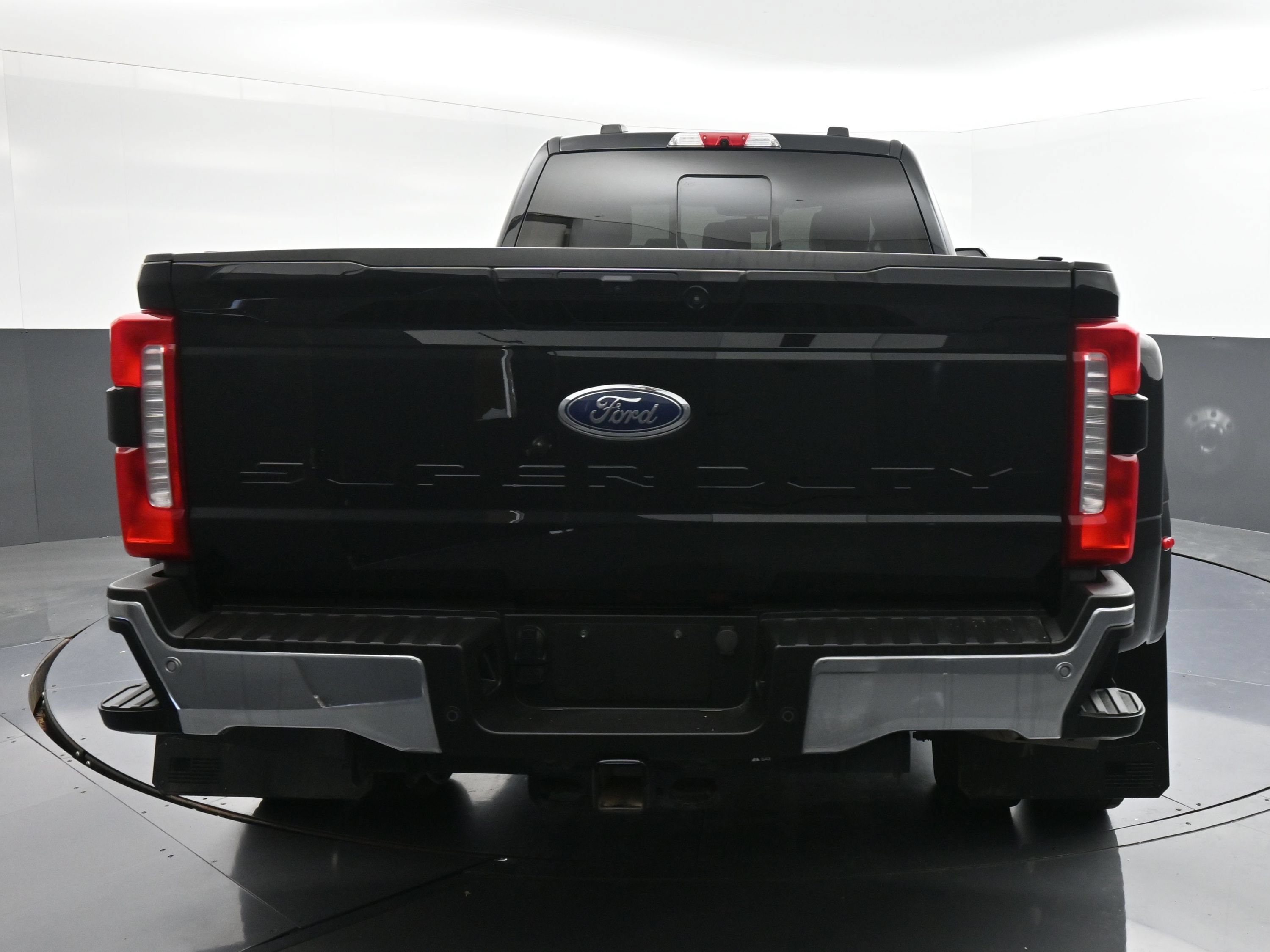 Used 2024 Ford F450 Lariat w/ Lariat Ultimate Package AWD/4WD image 8