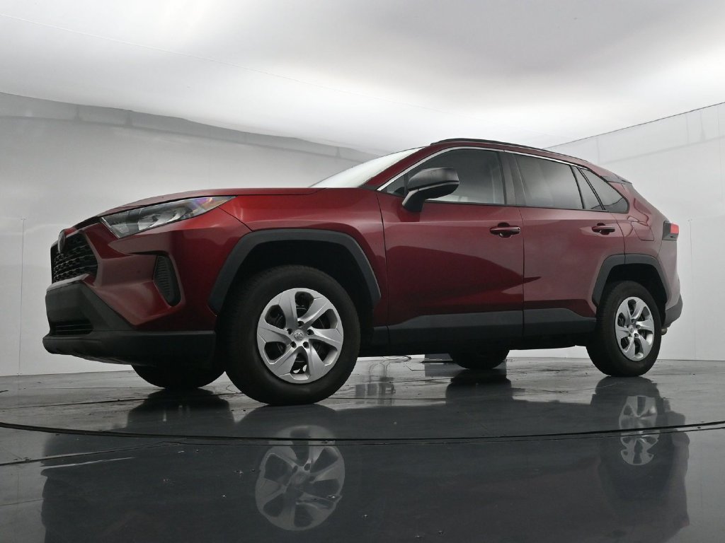 Used 2020 Toyota RAV4 LE w/ All Weather Liner Package AWD/4WD image 20