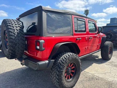 Used 2021 Jeep Wrangler Unlimited Rubicon AWD/4WD image 5