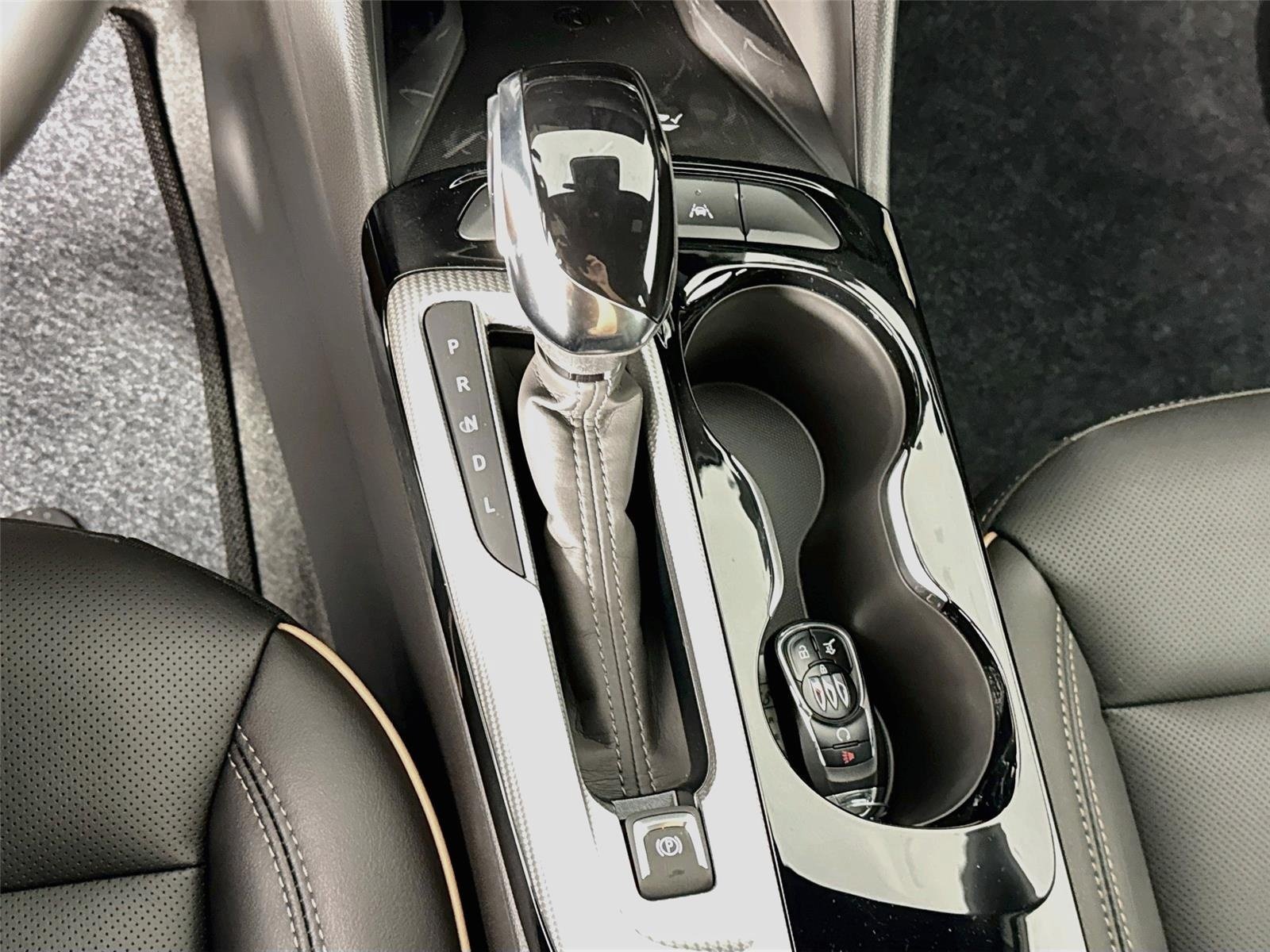 New 2026 Buick Envista Sport Touring FWD image 18