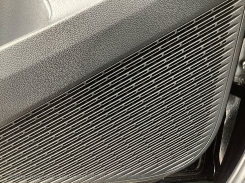 New 2026 Volkswagen Atlas Cross Sport SE image 26