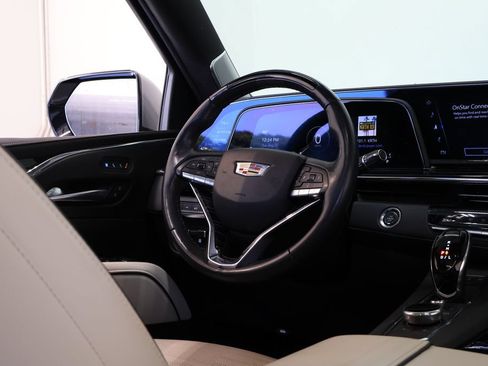 Used 2023 Cadillac Escalade Sport w/ LPO, ONYX Package AWD/4WD image 28