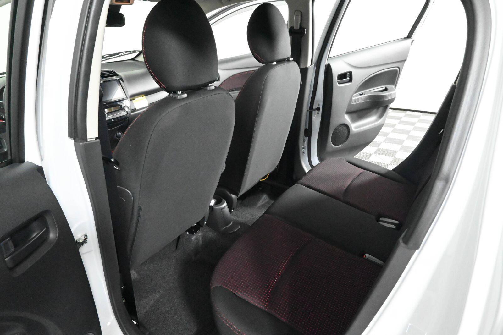 Used 2024 Mitsubishi Mirage FWD image 13
