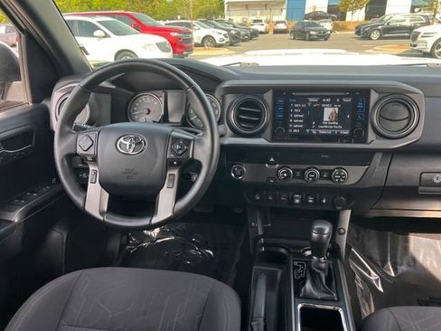 Used 2019 Toyota Tacoma TRD Sport w/ Technology Package RWD image 17