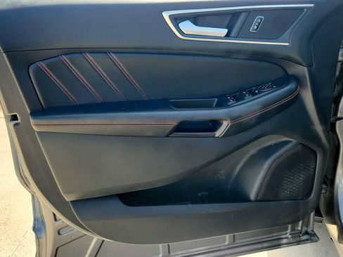 Used 2021 Ford Edge ST-Line FWD image 19