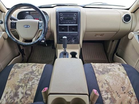 Used 2010 Ford Explorer Sport Trac XLT RWD image 9