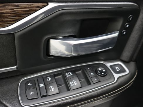 Used 2020 RAM 2500 Laramie AWD/4WD image 41
