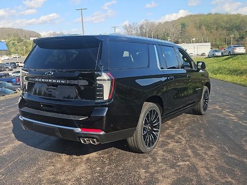 New 2026 Chevrolet Suburban High Country AWD/4WD image 5