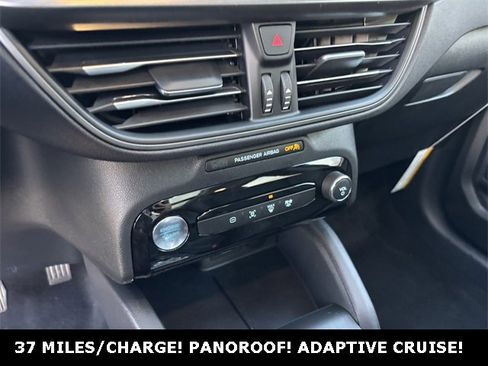 New 2026 Ford Escape SE image 17