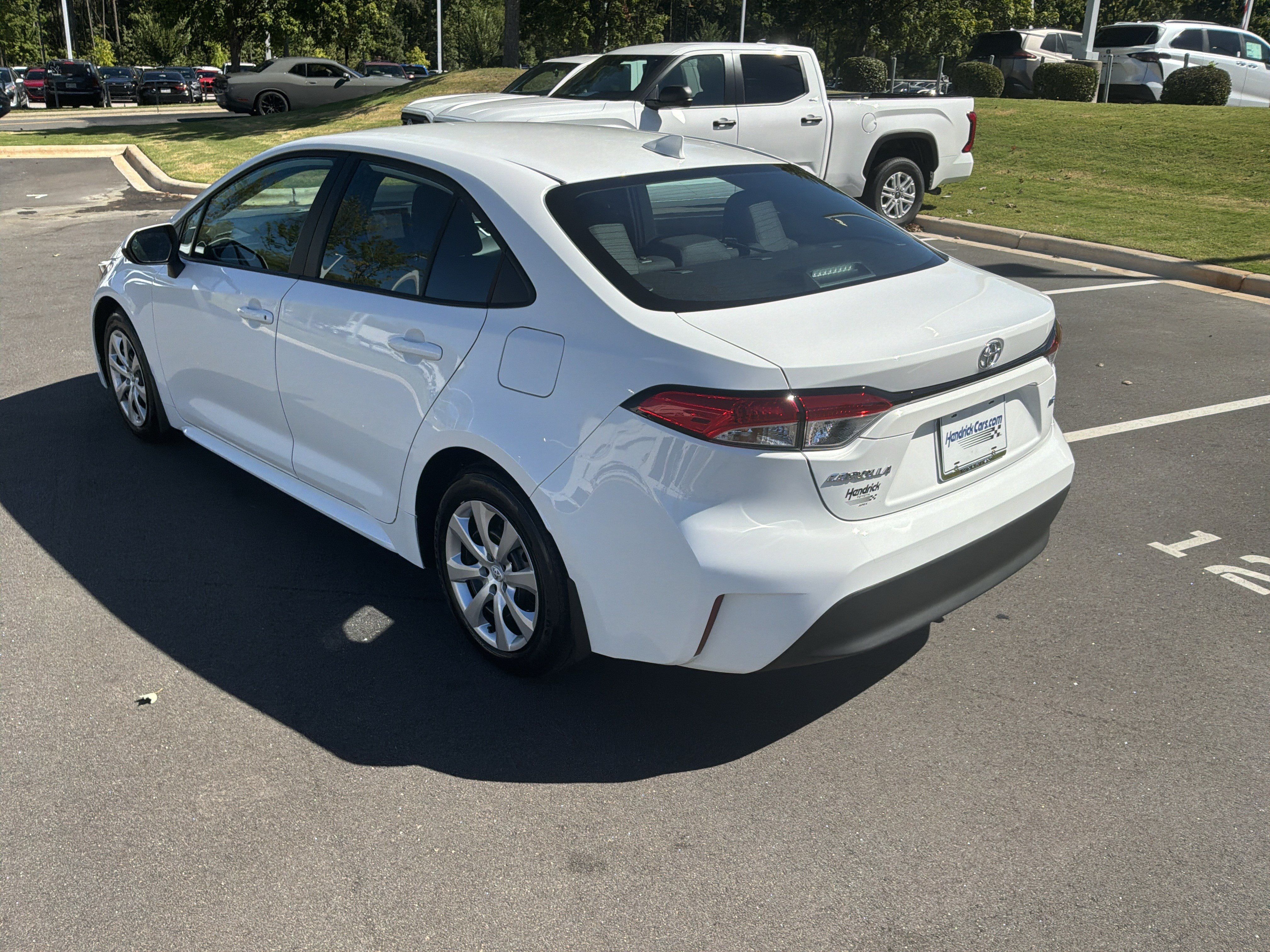 Used 2026 Toyota Corolla LE FWD image 8