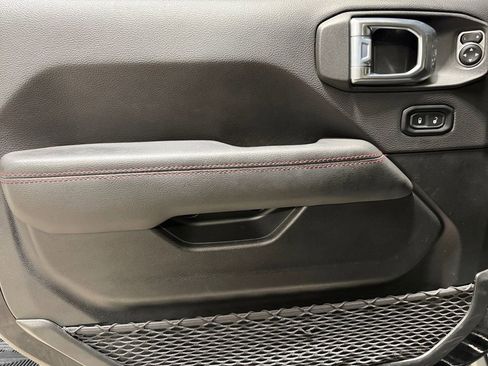 Used 2021 Jeep Wrangler Unlimited Rubicon w/ Uconnect 4C Nav & Sound Group image 20