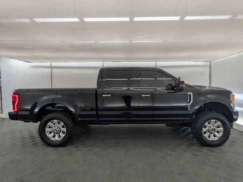 Used 2017 Ford F350 Platinum image 7