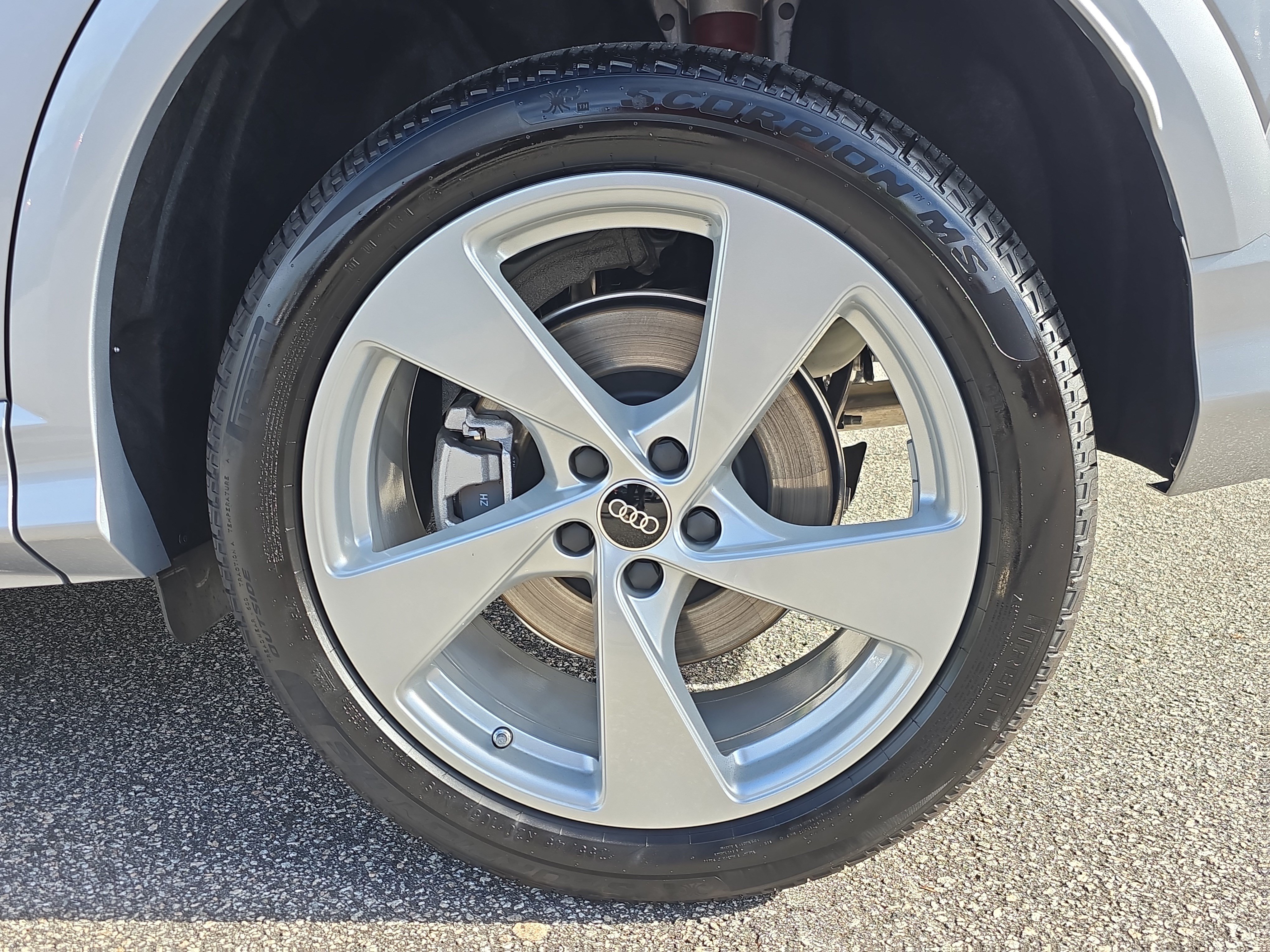 New 2026 Audi Q5 Premium Plus AWD/4WD image 32