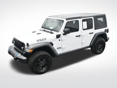 Used 2024 Jeep Wrangler Unlimited AWD/4WD image 21
