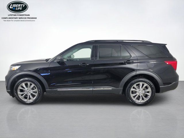 Certified 2023 Ford Explorer XLT w/ Equipment Group 202A AWD/4WD image 7
