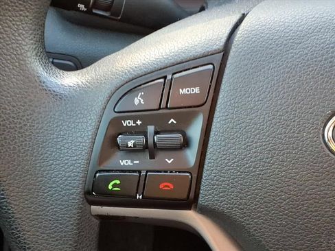 Used 2016 Hyundai Tucson SE w/ Option Group 02 FWD image 12