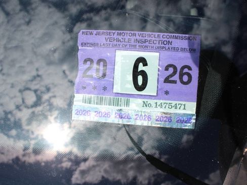 Used 2015 Hyundai Genesis 3.8 RWD image 15