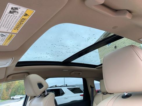 Used 2025 Acura MDX SH-AWD image 31