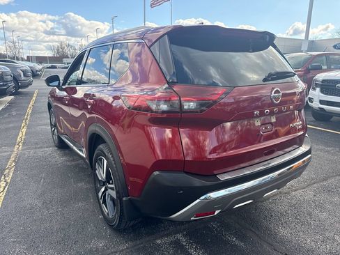 Used 2021 Nissan Rogue Platinum AWD/4WD image 11