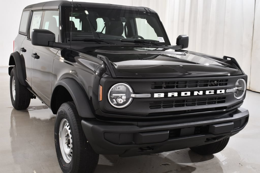 New 2026 Ford Bronco 4-Door AWD/4WD image 4