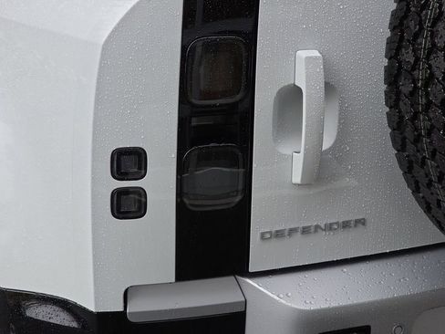 New 2026 Land Rover Defender 110 S AWD/4WD image 34