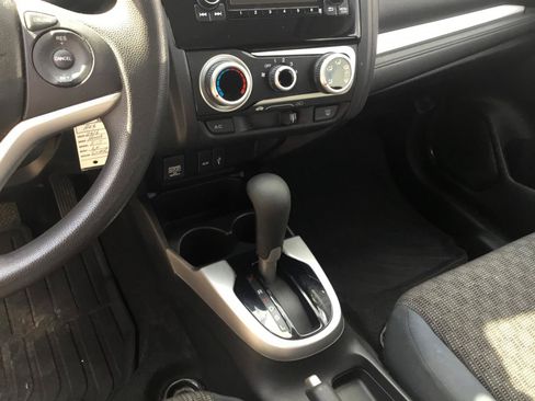Used 2016 Honda Fit LX image 19
