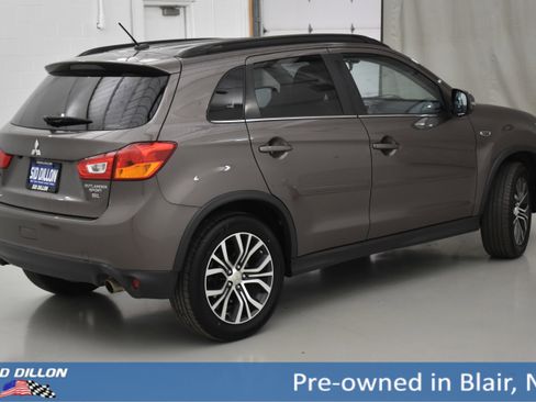 Used 2016 Mitsubishi Outlander Sport SEL image 12