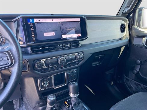 Certified 2024 Jeep Wrangler Sport image 21