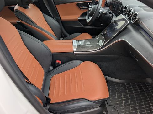 Used 2023 Mercedes-Benz C 300 4MATIC Sedan image 11