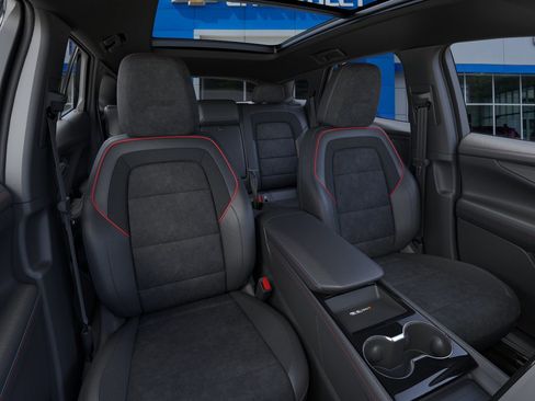 New 2025 Chevrolet Blazer EV RS image 17