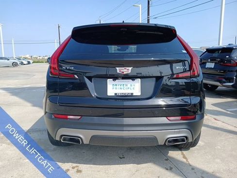 Used 2023 Cadillac XT4 Premium Luxury w/ Enhanced Visibility Package FWD image 8
